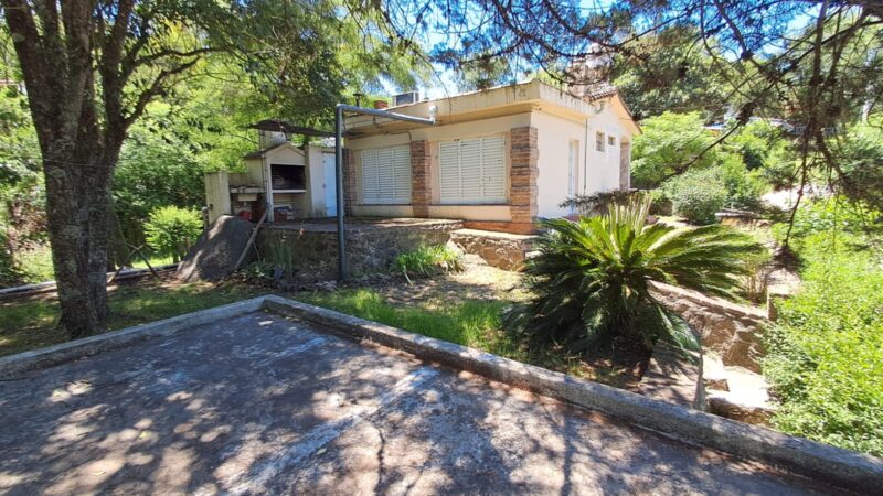 Casa en Venta en Villa Cerro Azul totalmente Amoblada