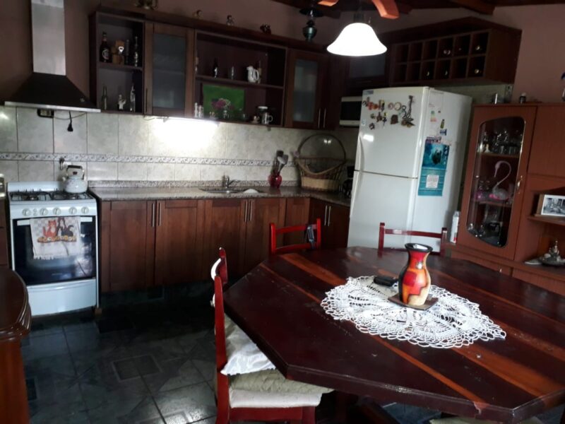 Casa en Venta en Villa Cerro Azul - posibilidad de gas natural